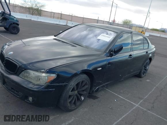 ✅ 2007 BMW 7 Series 750Li • VIN: WBAHN83557DT71679 • Lot: 43853364. Listed on IAAI with 101,344 mi. Free auction sales archive from the USA and detailed vehicle history report at DreamBid. Image 12.