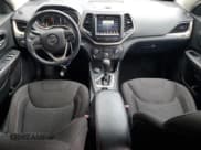 ✅ 2017 Jeep Cherokee 75th Anniversary Edition • VIN: 1C4PJMCS3HW509153 • Лот: 62576275. Опубликован ранее на Copart с пробегом 92 394 миль. Бесплатный доступ к архиву аукционных продаж из США и подробный отчёт об истории автомобиля на DreamBid. Изображение 8.