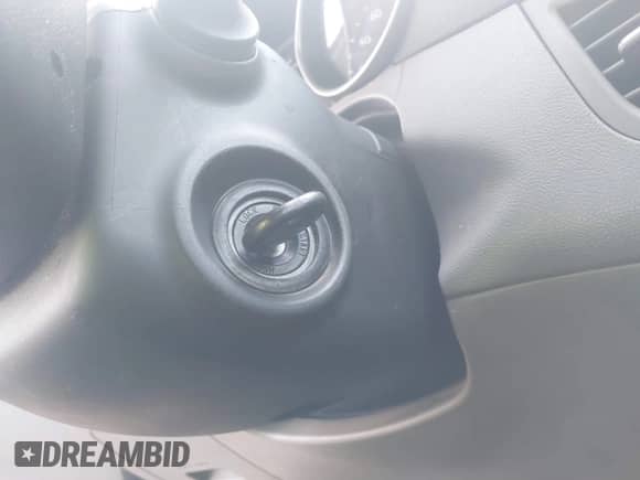 2013 Hyundai Elantra Limited с VIN KMHDH4AE6DU620986, выставлен на аукционе IAAI как лот 43177076 с пробегом 191 554 миль миль и . История ставок и продаж доступна на DreamBid. Изображение 11.