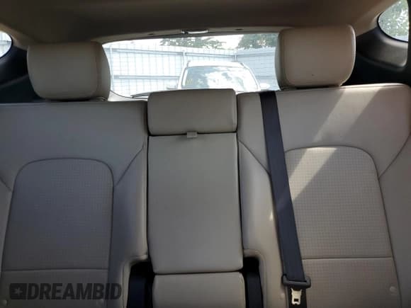 ✅ 2016 Hyundai Santa Fe • VIN: 5XYZWDLA9GG327339 • Лот: 64953293. Опубликован ранее на Copart с пробегом 97 626 миль. Бесплатный доступ к архиву аукционных продаж из США и подробный отчёт об истории автомобиля на DreamBid. Изображение 10.