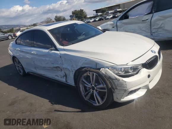 ✅ 2017 BMW 4 Series 440i • VIN: WBA4E3C33HG187518 • Lot: 82235455. Listed on Copart with 47,626 mi. Free auction sales archive from the USA and detailed vehicle history report at DreamBid. Image 4.