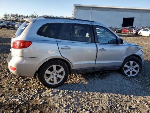 ✅ 2009 Hyundai Santa Fe Limited • VIN: 5NMSH73EX9H307660 • Lot: 83424534. Listed on Copart with 117,336 mi. Free auction sales archive from the USA and detailed vehicle history report at DreamBid. Image 3.