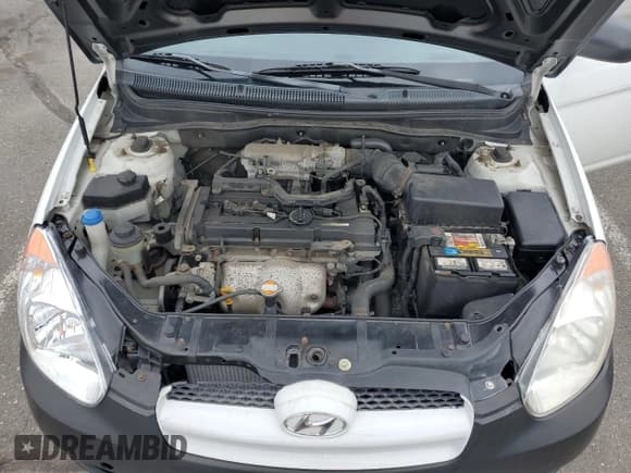 ✅ 2010 Hyundai Accent GS • VIN: KMHCM3AC1AU163662 • Лот: 53574705. Опубликован ранее на Copart с пробегом 115 858 миль. Бесплатный доступ к архиву аукционных продаж из США и подробный отчёт об истории автомобиля на DreamBid. Изображение 11.