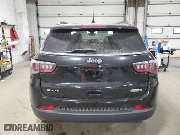 ✅ 2020 Jeep Compass Latitude • VIN: 3C4NJDBB1LT105128 • Lot: 85172875. Listed on Copart with 53,525 mi. Free auction sales archive from the USA and detailed vehicle history report at DreamBid. Image 6.