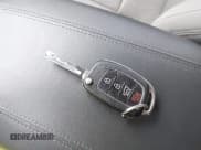 ✅ 2018 Hyundai Santa Fe 2.4L • VIN: 5NMZTDLB2JH095519 • Лот: 43462708. Опубликован ранее на IAAI с пробегом 87 498 миль. Бесплатный доступ к архиву аукционных продаж из США и подробный отчёт об истории автомобиля на DreamBid. Изображение 11.