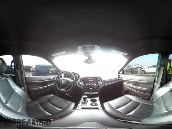 ✅ 2020 Jeep Grand Cherokee Limited • VIN: 1C4RJEBG8LC227760 • Лот: 43040572. Опубликован ранее на IAAI с пробегом 82 493 миль. Бесплатный доступ к архиву аукционных продаж из США и подробный отчёт об истории автомобиля на DreamBid. Изображение 18.