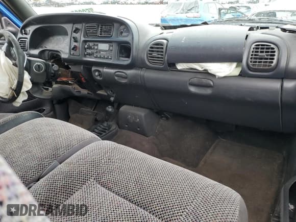 ✅ 1999 Dodge 1500 • VIN: 1B7HF16Y9XS311882 • Лот: 50290174. Опубликован ранее на Copart с пробегом 245 536 миль. Бесплатный доступ к архиву аукционных продаж из США и подробный отчёт об истории автомобиля на DreamBid. Изображение 8.