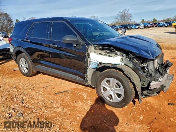 ✅ 2021 Ford Police Interceptor Utility • VIN: 1FM5K8AB4MGA43912 • Lot: 92089935. Wystawiony na Copart z przebiegiem 44 577 mil. Bezpłatny archiwum sprzedaży aukcyjnych z USA i szczegółowy raport historii pojazdu na DreamBid. Zdjęcie 4.