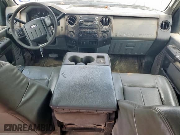 ✅ 2015 Ford F-350 XL • VIN: 1FT8W3AT1FEB51646 • Лот: 61615115. Опубликован ранее на Copart с пробегом 334 116 миль. Бесплатный доступ к архиву аукционных продаж из США и подробный отчёт об истории автомобиля на DreamBid. Изображение 8.