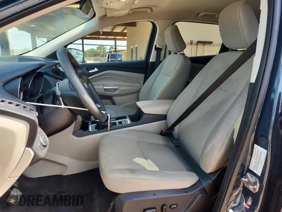 ✅ 2019 Ford Escape SE • VIN: 1FMCU0GD8KUA58486 • Lot: 86133595. Listed on Copart with 113,649 mi. Free auction sales archive from the USA and detailed vehicle history report at DreamBid. Image 7.