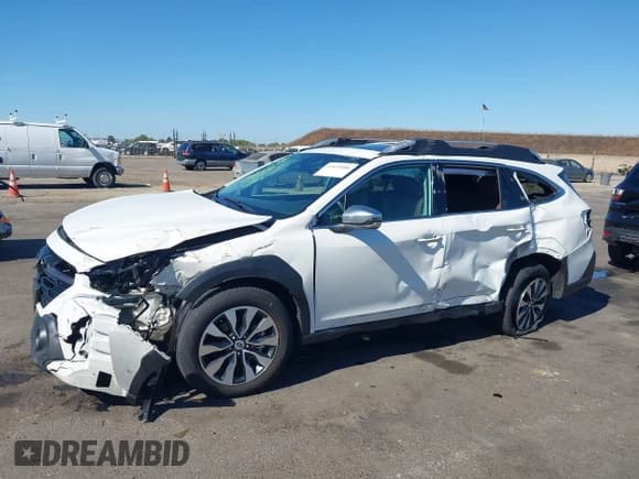 ✅ 2024 Subaru Outback Touring XT • VIN: 4S4BTGPD3R3234450 • Lot: 43035006. Listed on IAAI with 16,121 mi. Free auction sales archive from the USA and detailed vehicle history report at DreamBid. Image 6.