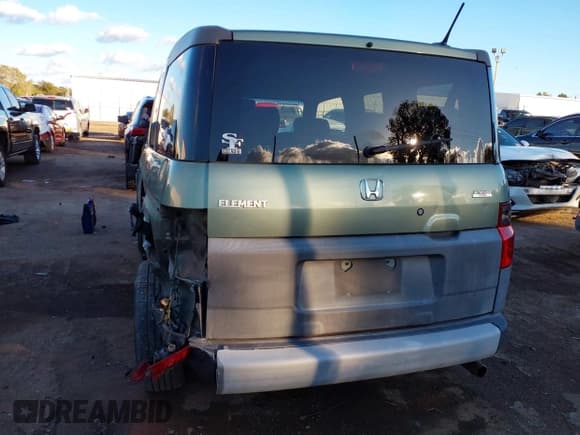 ✅ 2005 Honda Element EX • VIN: 5J6YH18685L009460 • Лот: 43570179. Опубликован ранее на IAAI с пробегом 181 385 миль. Бесплатный доступ к архиву аукционных продаж из США и подробный отчёт об истории автомобиля на DreamBid. Изображение 16.