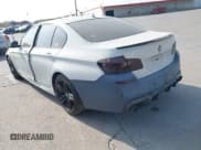 ✅ 2014 BMW 5 Series 550i • VIN: WBAKN9C51ED681921 • Lot: 43754559. Wystawiony na IAAI z przebiegiem Nie podano. Bezpłatny archiwum sprzedaży aukcyjnych z USA i szczegółowy raport historii pojazdu na DreamBid. Zdjęcie 3.