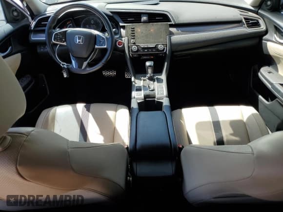 ✅ 2021 Honda Civic Touring • VIN: 19XFC1F95ME202326 • Lot: 60695585. Wystawiony na Copart z przebiegiem 98 060 mil. Bezpłatny archiwum sprzedaży aukcyjnych z USA i szczegółowy raport historii pojazdu na DreamBid. Zdjęcie 8.