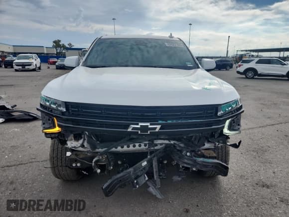 ✅ 2023 Chevrolet Tahoe RST • VIN: 1GNSKRKD8PR474847 • Lot: 82622165. Wystawiony na Copart z przebiegiem 29 408 mil. Bezpłatny archiwum sprzedaży aukcyjnych z USA i szczegółowy raport historii pojazdu na DreamBid. Zdjęcie 5.