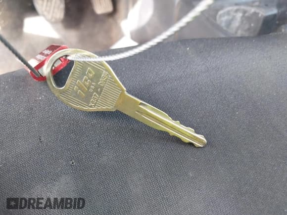 ✅ 2016 Nissan Versa SL • VIN: 3N1CN7AP8GL886622 • Lot: 41846744. Listed on IAAI with 219,390 mi. Free auction sales archive from the USA and detailed vehicle history report at DreamBid. Image 11.