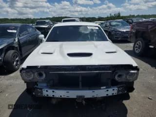 ✅ 2022 Dodge Challenger R/T Scat Pack Widebody • VIN: 2C3CDZFJ5NH218920 • Lot: 54197674. Wystawiony na Copart z przebiegiem Nie podano. Bezpłatny archiwum sprzedaży aukcyjnych z USA i szczegółowy raport historii pojazdu na DreamBid. Zdjęcie 5.