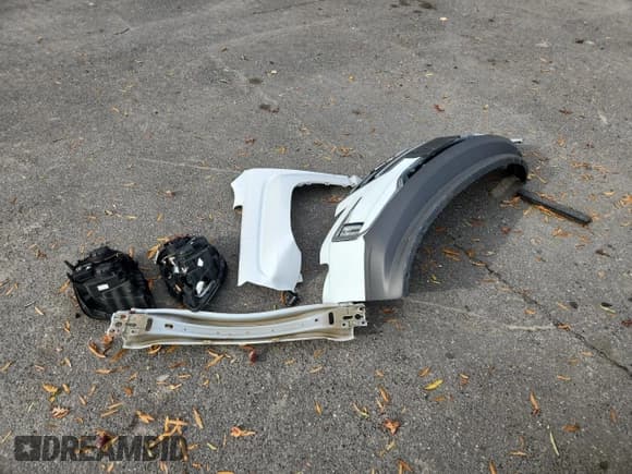 ✅ 2017 GMC Terrain SLT • VIN: 2GKFLUEK7H6343382 • Lot: 92260035. Listed on Copart with 83,731 mi. Free auction sales archive from the USA and detailed vehicle history report at DreamBid. Image 13.