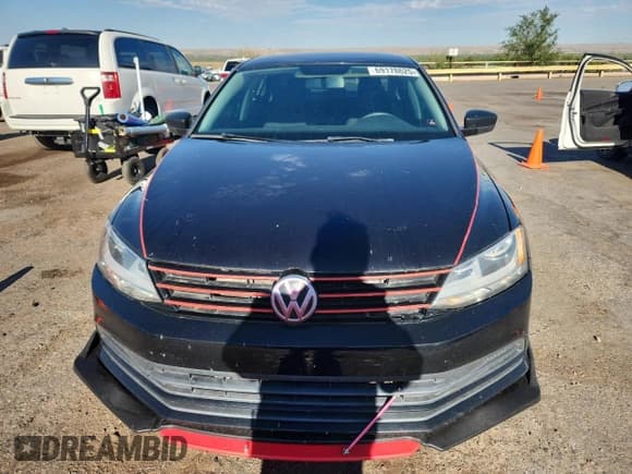 ✅ 2016 Volkswagen Jetta S • VIN: 3VW167AJ0GM403595 • Лот: 69178625. Опубликован ранее на Copart с пробегом 71 791 миль. Бесплатный доступ к архиву аукционных продаж из США и подробный отчёт об истории автомобиля на DreamBid. Изображение 5.