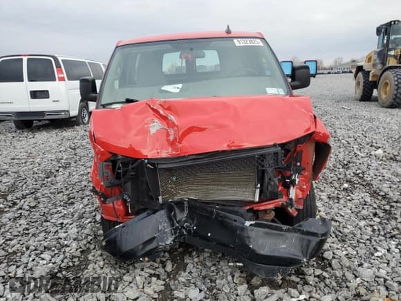 ✅ 2021 Chevrolet Express Cargo • VIN: 1GCWGAFP5M1225756 • Lot: 91323825. Listed on Copart with 81,124 mi. Free auction sales archive from the USA and detailed vehicle history report at DreamBid. Image 5.