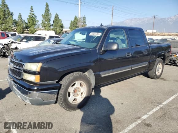 ✅ 2006 Chevrolet Silverado 1500 LT1 • VIN: 2GCEC13T661172085 • Лот: 79927784. Опубликован ранее на Copart с пробегом 155 399 миль. Бесплатный доступ к архиву аукционных продаж из США и подробный отчёт об истории автомобиля на DreamBid. Изображение 1.