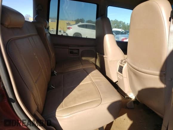 ✅ 1997 Ford Explorer XL • VIN: 1FMDU32E7VZB27827 • Lot: 88686485. Wystawiony na Copart z przebiegiem 237 485 mil. Bezpłatny archiwum sprzedaży aukcyjnych z USA i szczegółowy raport historii pojazdu na DreamBid. Zdjęcie 11.