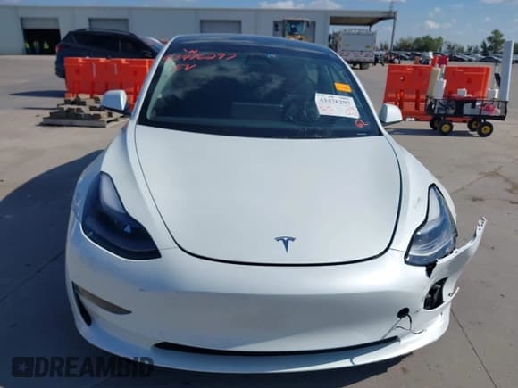 ✅ 2023 Tesla Model 3 • VIN: 5YJ3E1EA1PF606036 • Lot: 43476297. Wystawiony na IAAI z przebiegiem Nie podano. Bezpłatny archiwum sprzedaży aukcyjnych z USA i szczegółowy raport historii pojazdu na DreamBid. Zdjęcie 13.