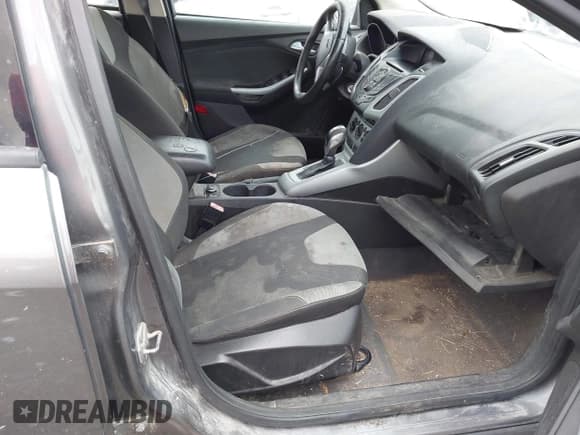 ✅ 2012 Ford Focus SE • VIN: 1FAHP3F2XCL104044 • Lot: 42278754. Listed on IAAI with Not provided. Free auction sales archive from the USA and detailed vehicle history report at DreamBid. Image 5.