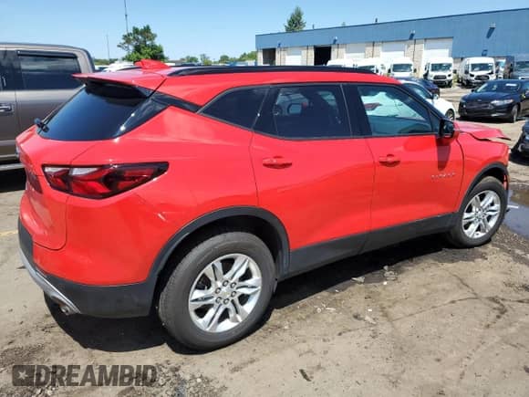 2021 Chevrolet Blazer LT with VIN 3GNKBCRS8MS544826, listed as a Copart auction lot 65619744 with 39,704 mi miles and Clean title. Bid and sale history available at DreamBid. Image 3.