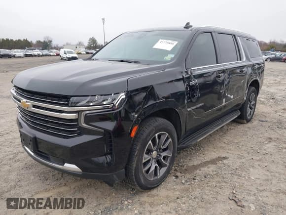 ✅ 2021 Chevrolet Suburban LT • VIN: 1GNSKCKD5MR391000 • Lot: 41775850. Wystawiony na IAAI z przebiegiem 197 353 mil. Bezpłatny archiwum sprzedaży aukcyjnych z USA i szczegółowy raport historii pojazdu na DreamBid. Zdjęcie 2.