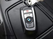 ✅ 2015 BMW 6 Series 650i xDrive • VIN: WBA6B4C51FD986074 • Lot: 41923161. Wystawiony na IAAI z przebiegiem 58 946 mil. Bezpłatny archiwum sprzedaży aukcyjnych z USA i szczegółowy raport historii pojazdu na DreamBid. Zdjęcie 11.