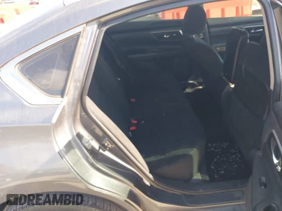 ✅ 2015 Nissan Altima S • VIN: 1N4AL3AP6FN389771 • Лот: 43688488. Опубликован ранее на IAAI с пробегом 181 325 миль. Бесплатный доступ к архиву аукционных продаж из США и подробный отчёт об истории автомобиля на DreamBid. Изображение 8.