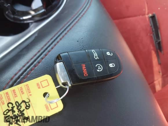 ✅ 2020 Dodge Challenger R/T Scat Pack • VIN: 2C3CDZFJ1LH148815 • Lot: 41464751. Wystawiony na IAAI z przebiegiem 31 301 mil. Bezpłatny archiwum sprzedaży aukcyjnych z USA i szczegółowy raport historii pojazdu na DreamBid. Zdjęcie 11.