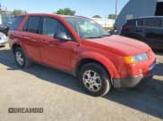✅ 2004 Saturn VUE V6 • VIN: 5GZCZ53454S881737 • Lot: 56832185. Wystawiony na Copart z przebiegiem 46 953 mil. Bezpłatny archiwum sprzedaży aukcyjnych z USA i szczegółowy raport historii pojazdu na DreamBid. Zdjęcie 4.