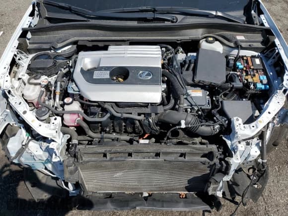 ✅ 2020 Lexus UX 250h • VIN: JTHX9JBH5L2035122 • Лот: 83827345. Опубликован ранее на Copart с пробегом 46 585 миль. Бесплатный доступ к архиву аукционных продаж из США и подробный отчёт об истории автомобиля на DreamBid. Изображение 12.