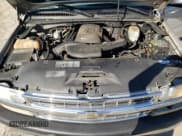 ✅ 2005 Chevrolet Suburban LT • VIN: 3GNEC16Z75G241623 • Лот: 77765474. Опубликован ранее на Copart с пробегом 200 659 миль. Бесплатный доступ к архиву аукционных продаж из США и подробный отчёт об истории автомобиля на DreamBid. Изображение 14.