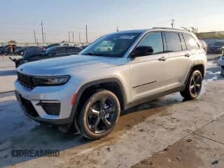 2023 Jeep Grand Cherokee Limited с VIN 1C4RJHBGXP8844149, выставлен на аукционе Copart как лот 85141665 с пробегом 51 843 миль миль и Чистый • Clean title. История ставок и продаж доступна на DreamBid. Изображение 1.