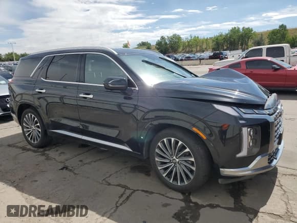 ✅ 2023 Hyundai Palisade Calligraphy • VIN: KM8R7DGE9PU632196 • Лот: 68052284. Опубликован ранее на Copart с пробегом 18 645 миль. Бесплатный доступ к архиву аукционных продаж из США и подробный отчёт об истории автомобиля на DreamBid. Изображение 4.