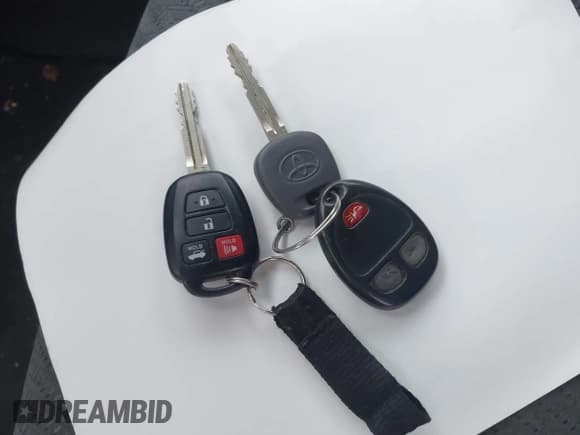 ✅ 2015 Toyota Camry LE • VIN: 4T4BF1FK9FR457933 • Лот: 43732223. Опубликован ранее на IAAI с пробегом 216 964 миль. Бесплатный доступ к архиву аукционных продаж из США и подробный отчёт об истории автомобиля на DreamBid. Изображение 11.