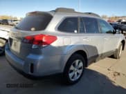 ✅ 2012 Subaru Outback Prem • VIN: 4S4BRCCC8C3276303 • Lot: 80708744. Wystawiony na Copart z przebiegiem 124 180 mil. Bezpłatny archiwum sprzedaży aukcyjnych z USA i szczegółowy raport historii pojazdu na DreamBid. Zdjęcie 3.