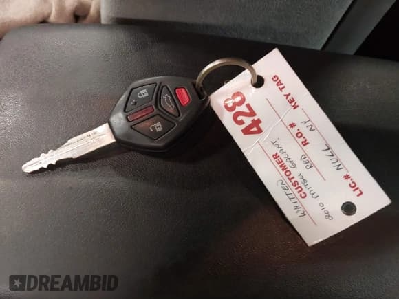 ✅ 2010 Mitsubishi Galant ES • VIN: 4A32B3FF5AE007222 • Лот: 41486022. Опубликован ранее на IAAI с пробегом 20 427 миль. Бесплатный доступ к архиву аукционных продаж из США и подробный отчёт об истории автомобиля на DreamBid. Изображение 11.