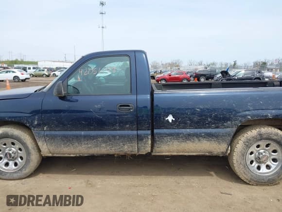 ✅ 2006 GMC Sierra 1500 Work Truck • VIN: 3GTEC14X56G144075 • Lot: 42056028. Listed on IAAI with 212,172 mi. Free auction sales archive from the USA and detailed vehicle history report at DreamBid. Image 14.