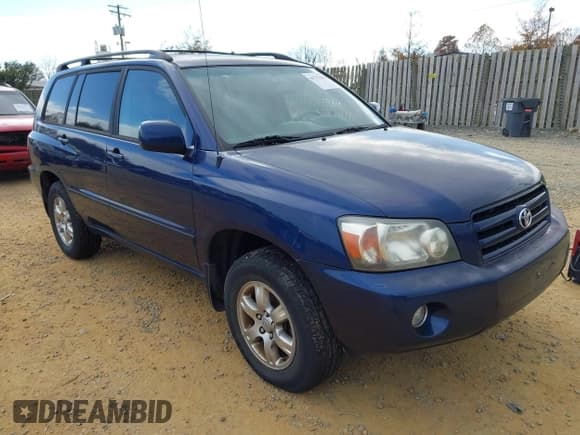 ✅ 2005 Toyota Highlander Limited • VIN: JTEEP21A650071887 • Lot: 43717018. Listed on IAAI with 207,206 mi. Free auction sales archive from the USA and detailed vehicle history report at DreamBid. Image 1.