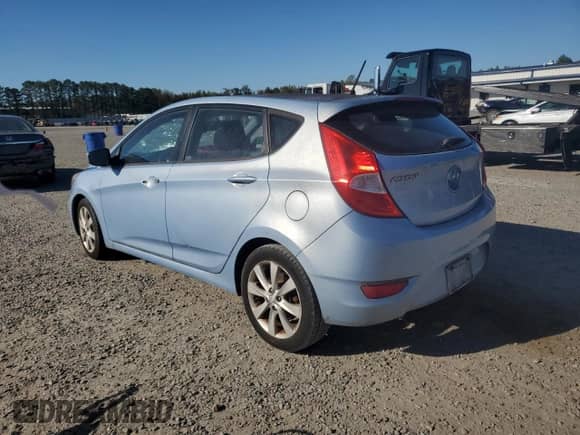2012 Hyundai Accent SE with VIN KMHCU5AE3CU043488, listed as a Copart auction lot 87283305 with 136,528 mi miles and Salvage title. Bid and sale history available at DreamBid. Image 2.