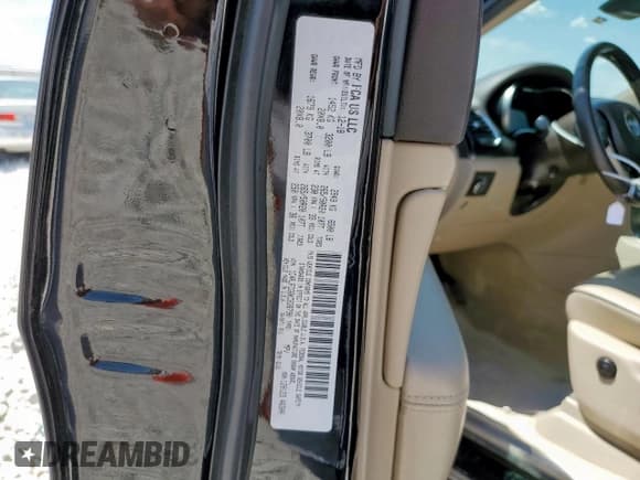 ✅ 2019 Jeep Grand Cherokee Overland • VIN: 1C4RJFCG8KC638790 • Lot: 69381215. Listed on Copart with 49,150 mi. Free auction sales archive from the USA and detailed vehicle history report at DreamBid. Image 13.