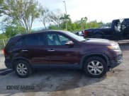 ✅ 2013 Kia Sorento LX • VIN: 5XYKTDA20DG397748 • Lot: 43802514. Listed on IAAI with 144,489 mi. Free auction sales archive from the USA and detailed vehicle history report at DreamBid. Image 13.