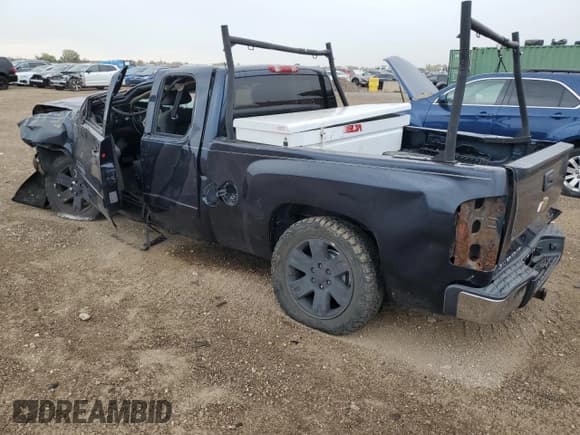 ✅ 2007 Chevrolet Silverado 1500 1LT • VIN: 2GCEC19J171549493 • Лот: 85749095. Опубликован ранее на Copart с пробегом Не указан. Бесплатный доступ к архиву аукционных продаж из США и подробный отчёт об истории автомобиля на DreamBid. Изображение 2.