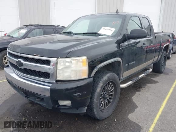 ✅ 2008 Chevrolet Silverado 1500 1LT • VIN: 1GCEK19048E114509 • Lot: 43498896. Listed on IAAI with 248,371 mi. Free auction sales archive from the USA and detailed vehicle history report at DreamBid. Image 2.