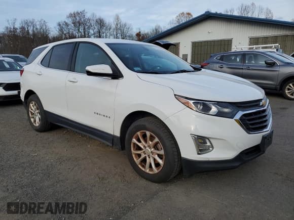 ✅ 2018 Chevrolet Equinox LT • VIN: 2GNAXSEV6J6256059 • Lot: 91813995. Wystawiony na Copart z przebiegiem 96 132 mil. Bezpłatny archiwum sprzedaży aukcyjnych z USA i szczegółowy raport historii pojazdu na DreamBid. Zdjęcie 4.