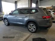 ✅ 2021 Volkswagen Atlas SE • VIN: 1V2HR2CA4MC551379 • Лот: 82222585. Опубликован ранее на Copart с пробегом 99 881 миль. Бесплатный доступ к архиву аукционных продаж из США и подробный отчёт об истории автомобиля на DreamBid. Изображение 2.